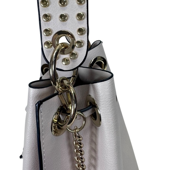 Cream and Gold Shoulder Bag with Pearl Embellished Handle - Picture 7 of 14